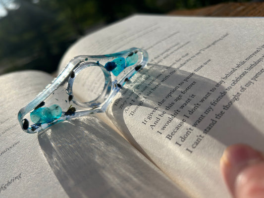 Pressed Floral Thumb Page Holder - Blue