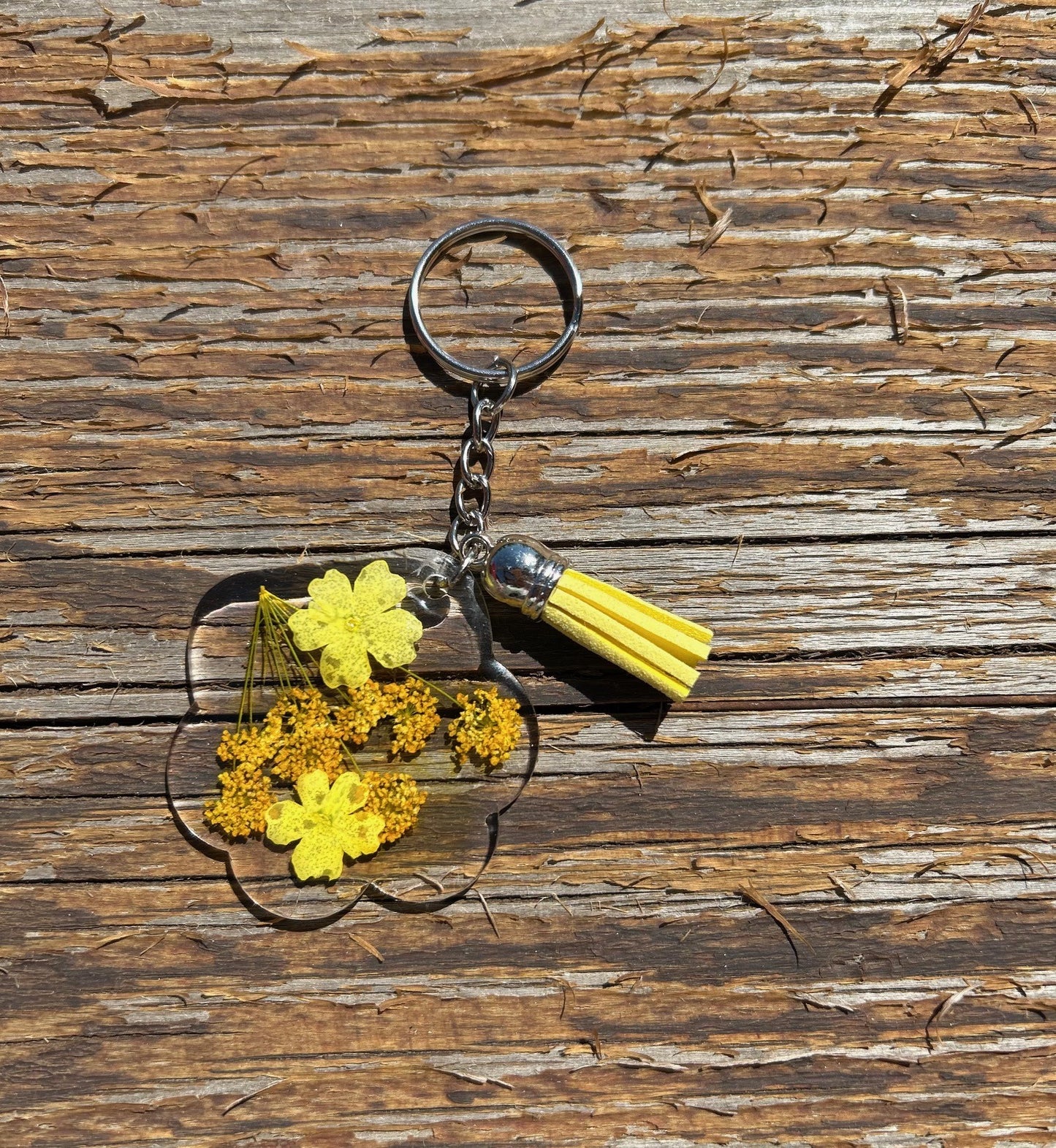 The Catherine - Pressed Flower Paw Print Key Chain