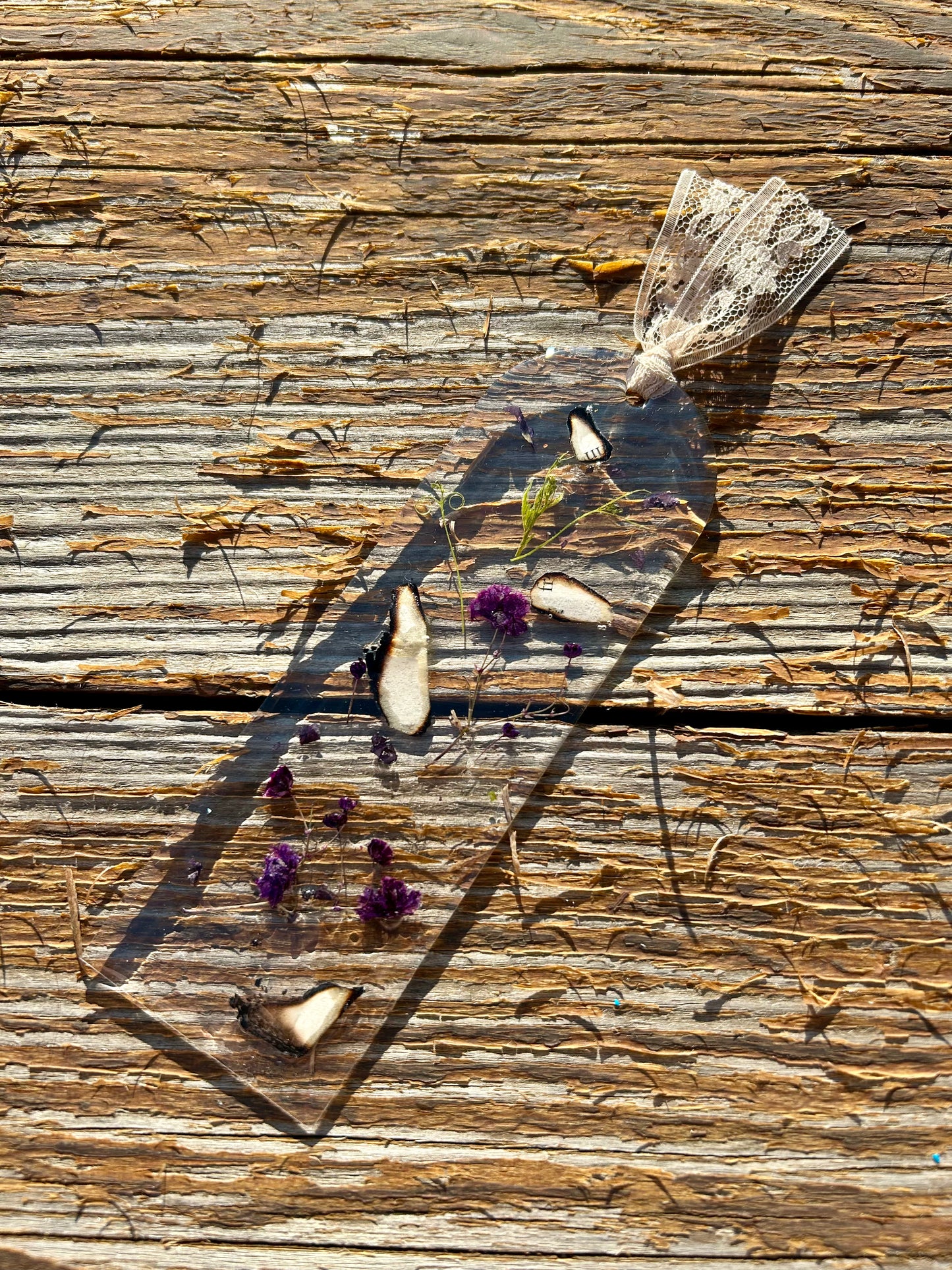 The Ellis - Pressed Floral Resin Bookmark Burnt Pages