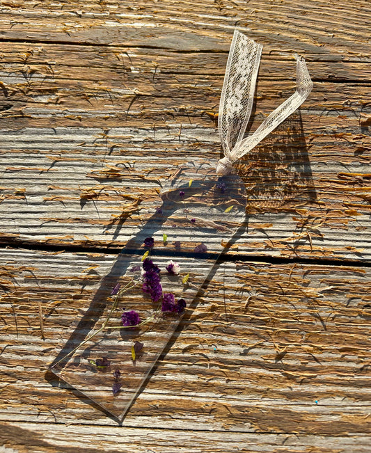 The Berke - Pressed Floral Resin Bookmark