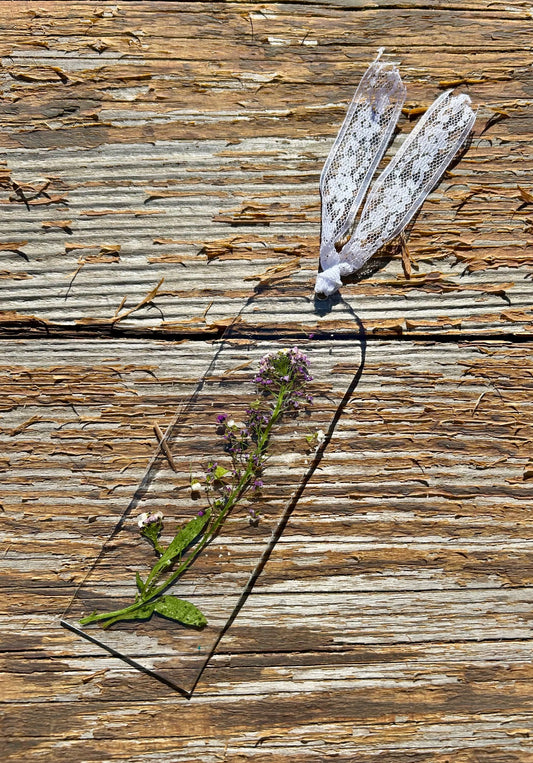 The Jan - Pressed Floral Resin Keychain