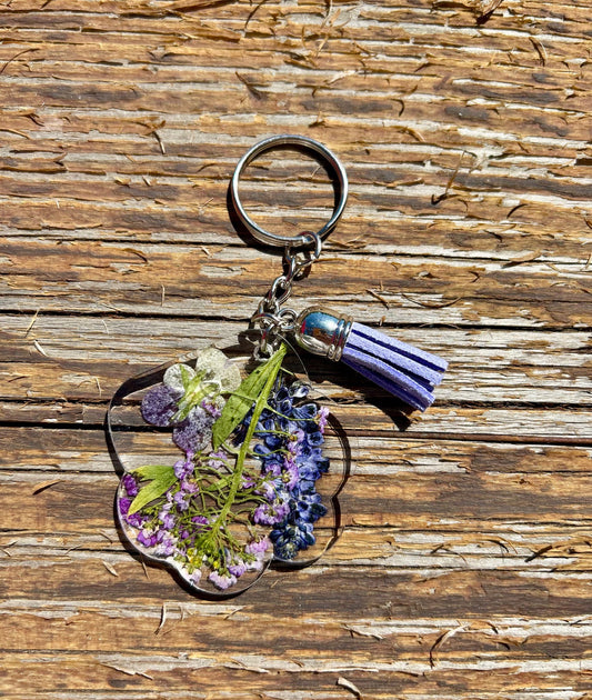 The Lynn - Pressed Flower Paw Print Key Chain